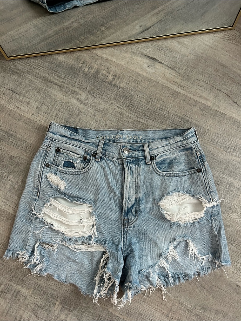 American Eagle 90s Boyfriend Denim Shorts 4 High Rise Distressed Ripped